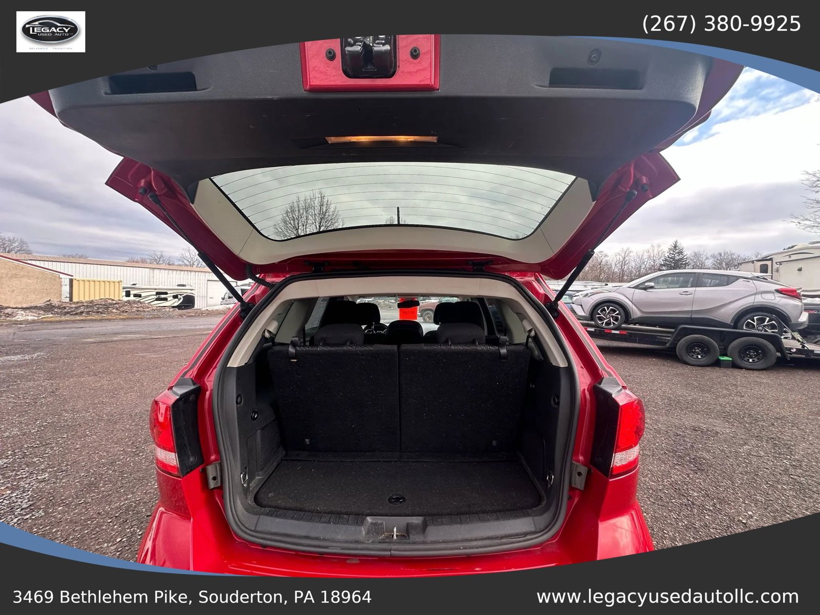 Used 2014 Dodge Journey SXT w/ Flexible Seating Group image 14