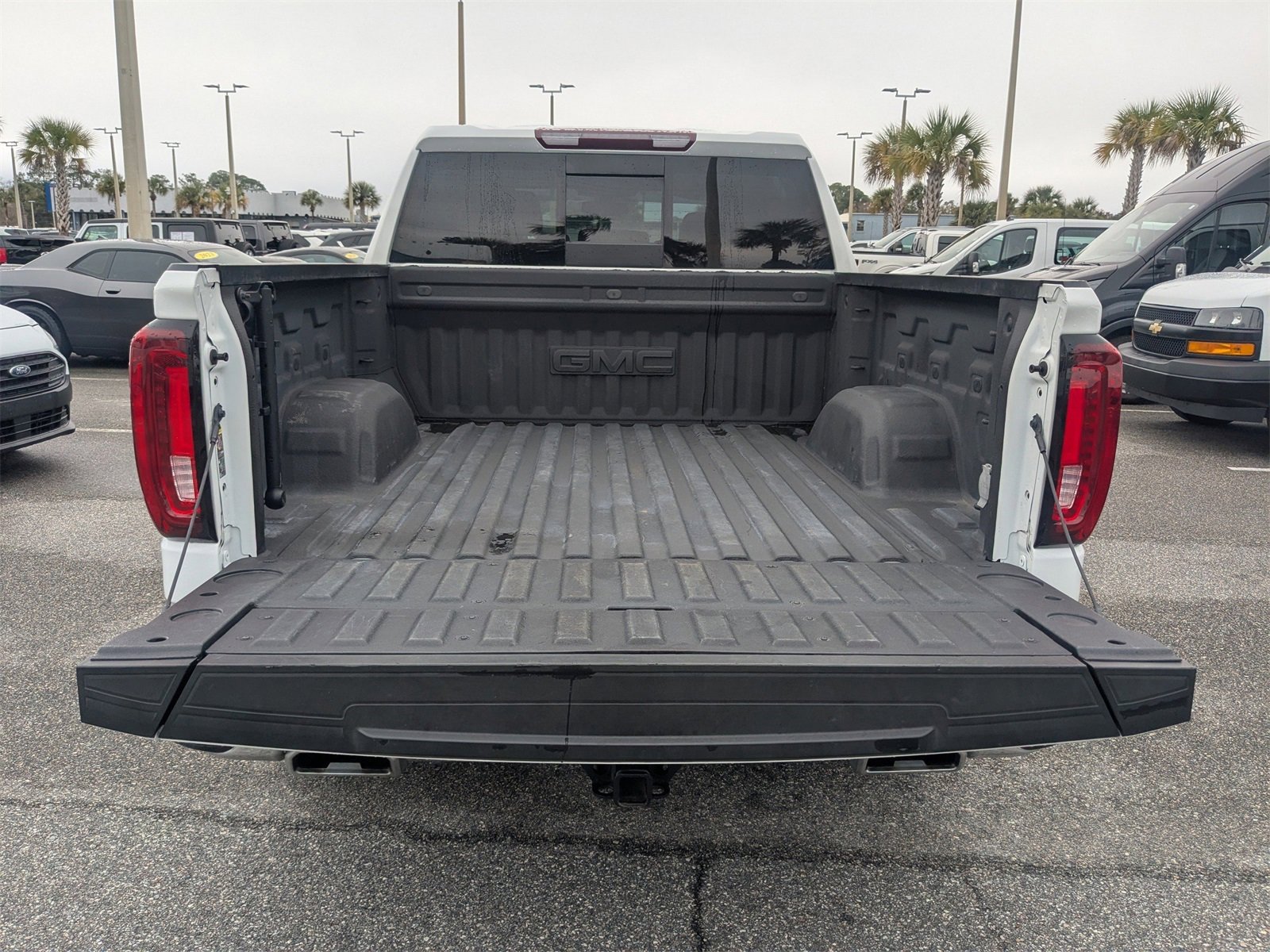 Used 2022 GMC Sierra 1500 SLT w/ SLT Premium Plus Package image 13