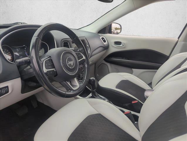 Used 2019 Jeep Compass Latitude w/ Popular Equipment Group image 5