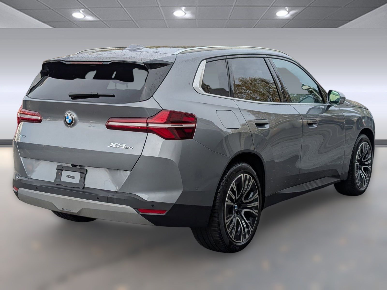 Used 2025 BMW X3 xDrive30i w/ Premium Package image 9