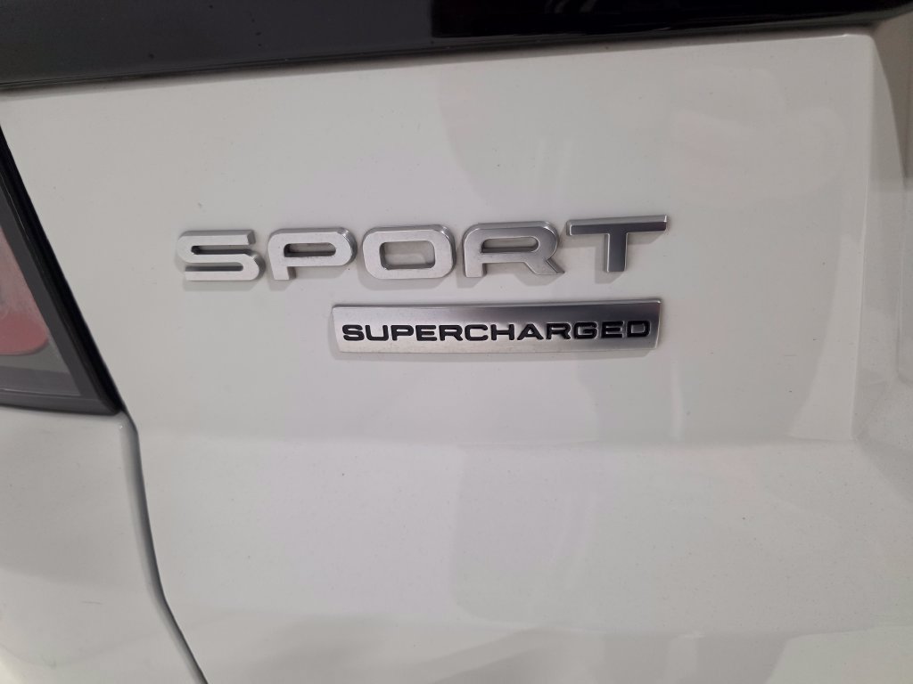 Used 2018 Land Rover Range Rover Sport Supercharged AWD/4WD image 8
