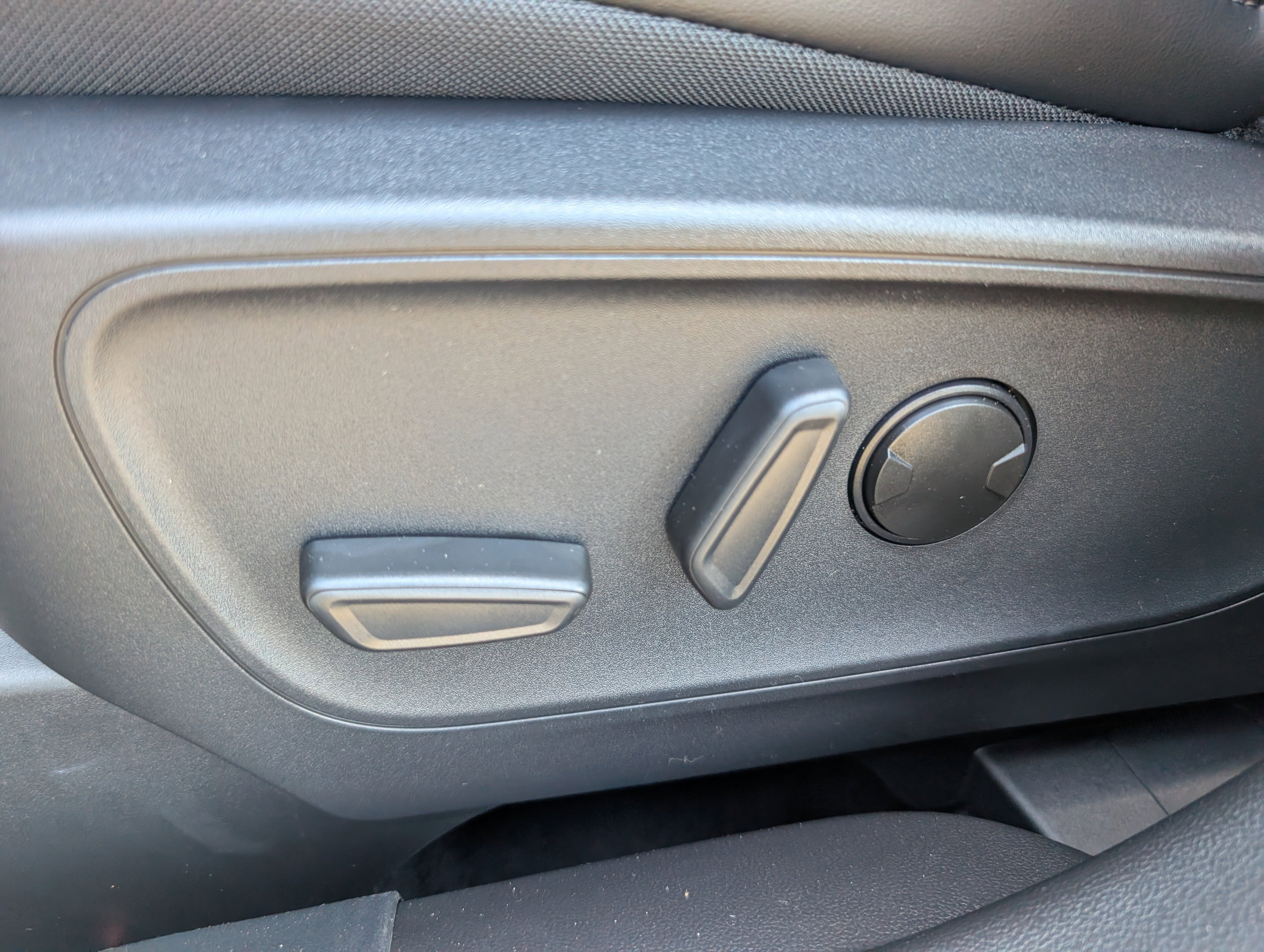 New 2026 Ford Escape ST-Line w/ Tech Pack #1 FWD image 23