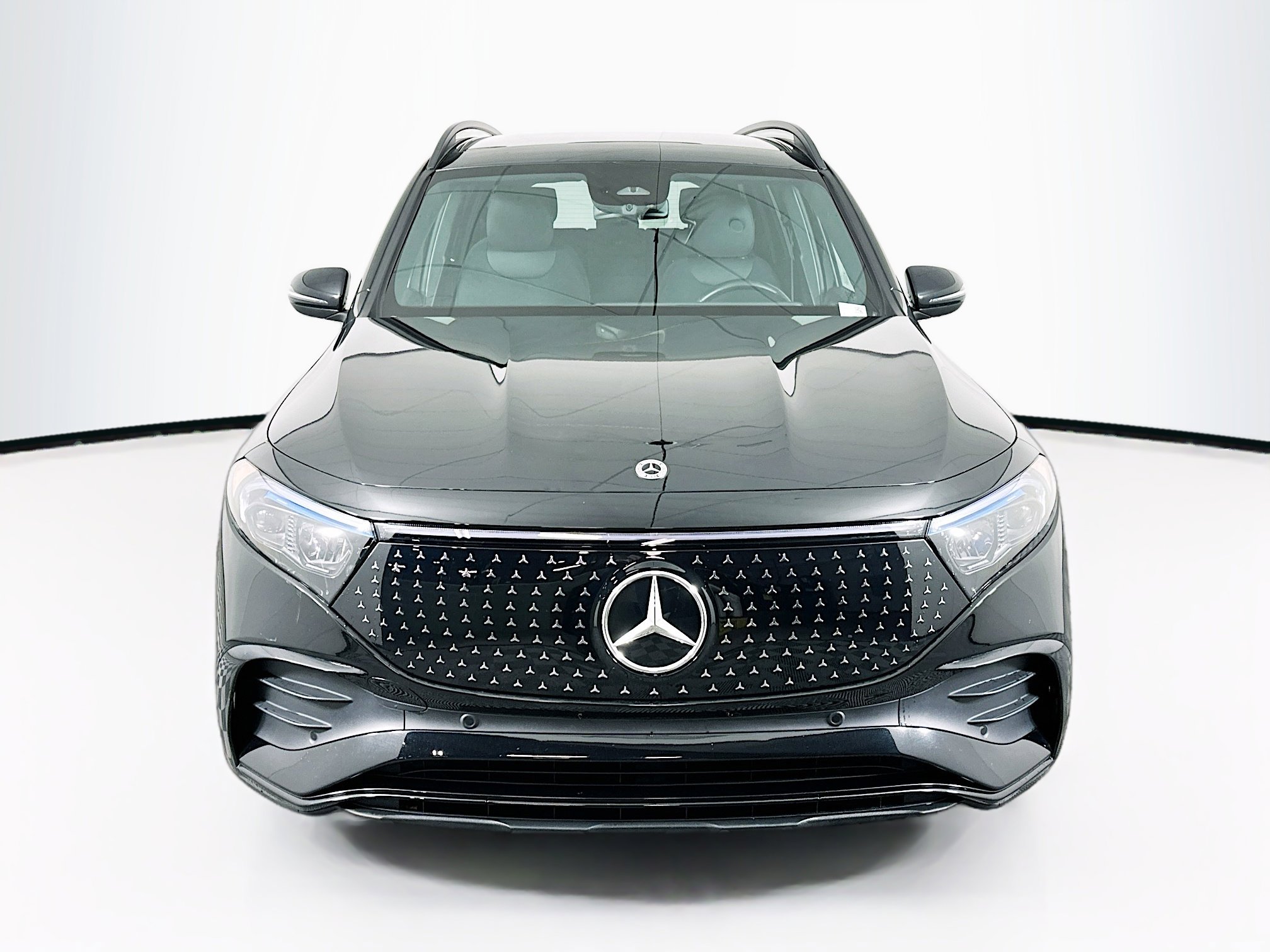 Used 2024 Mercedes-Benz EQB 250+ EQB 250+ image 2