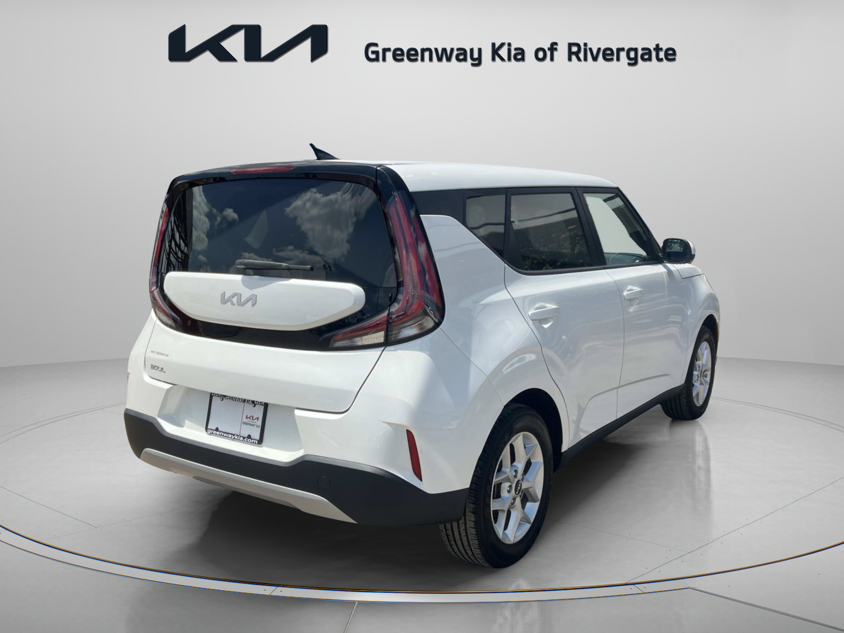 Used 2023 Kia Soul LX w/ Option Group 015 FWD image 7