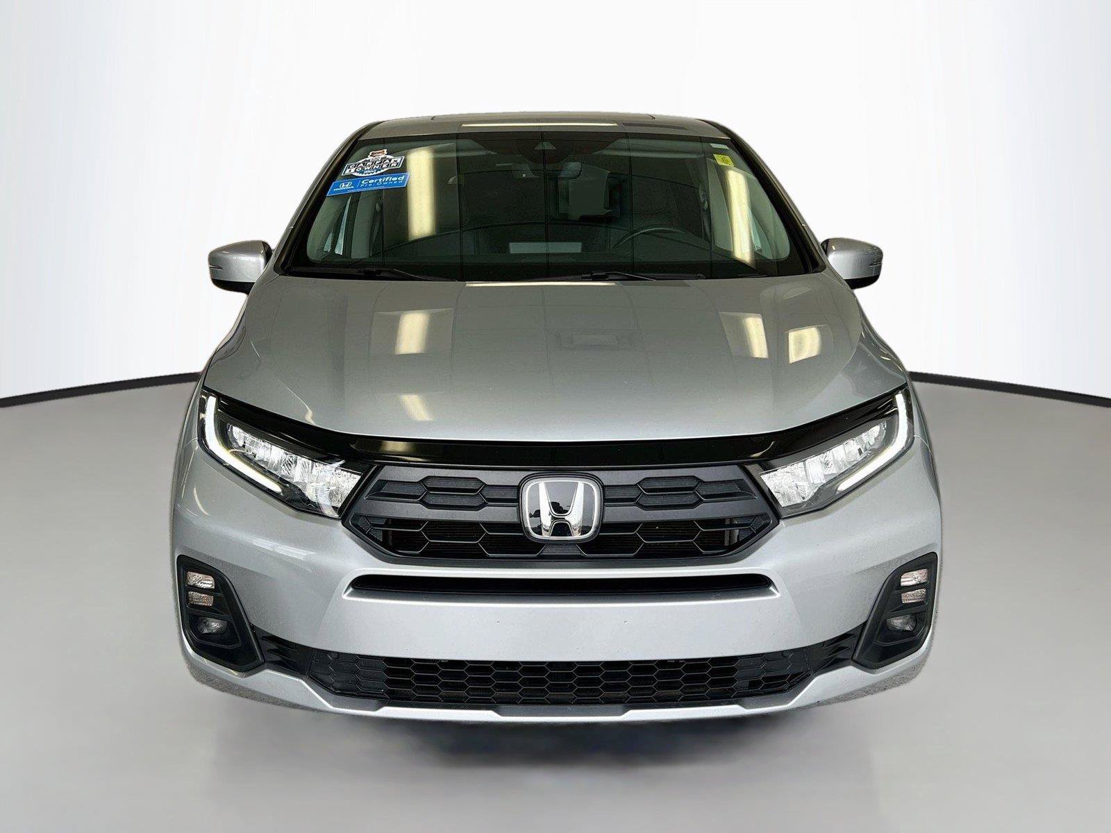 Certified 2025 Honda Odyssey EX-L image 3