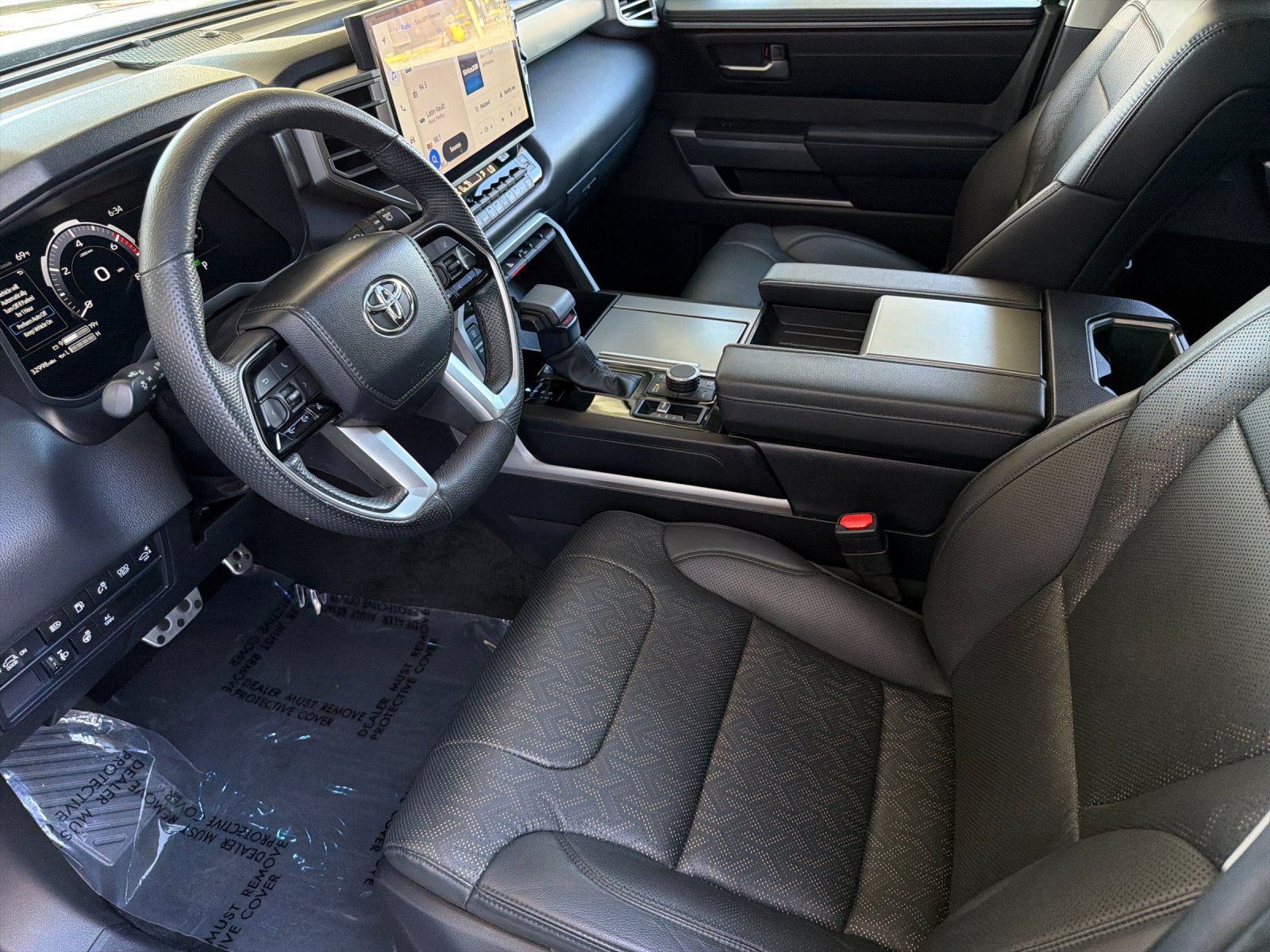 Used 2024 Toyota Sequoia SR5 w/ SR5 Premium Package AWD/4WD image 9