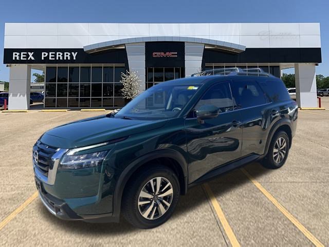 Used 2023 Nissan Pathfinder SL