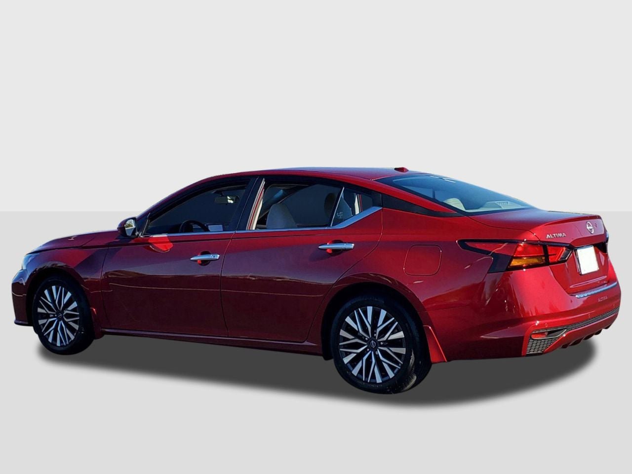 New 2026 Nissan Altima 2.5 SV FWD image 3