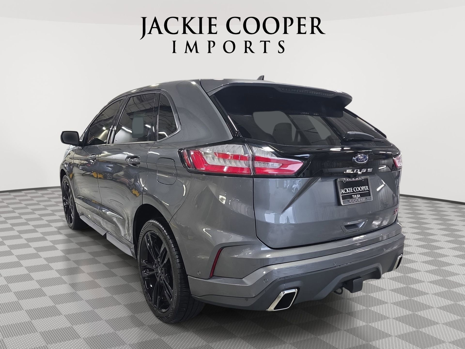 Used 2024 Ford Edge ST w/ Equipment Group 401A AWD/4WD image 7