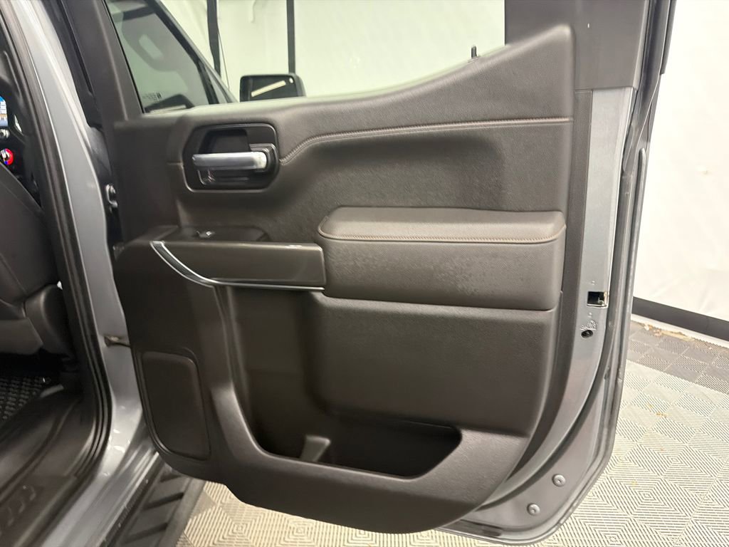 Used 2022 GMC Sierra 1500 AT4 w/ AT4 Premium Package AWD/4WD image 18