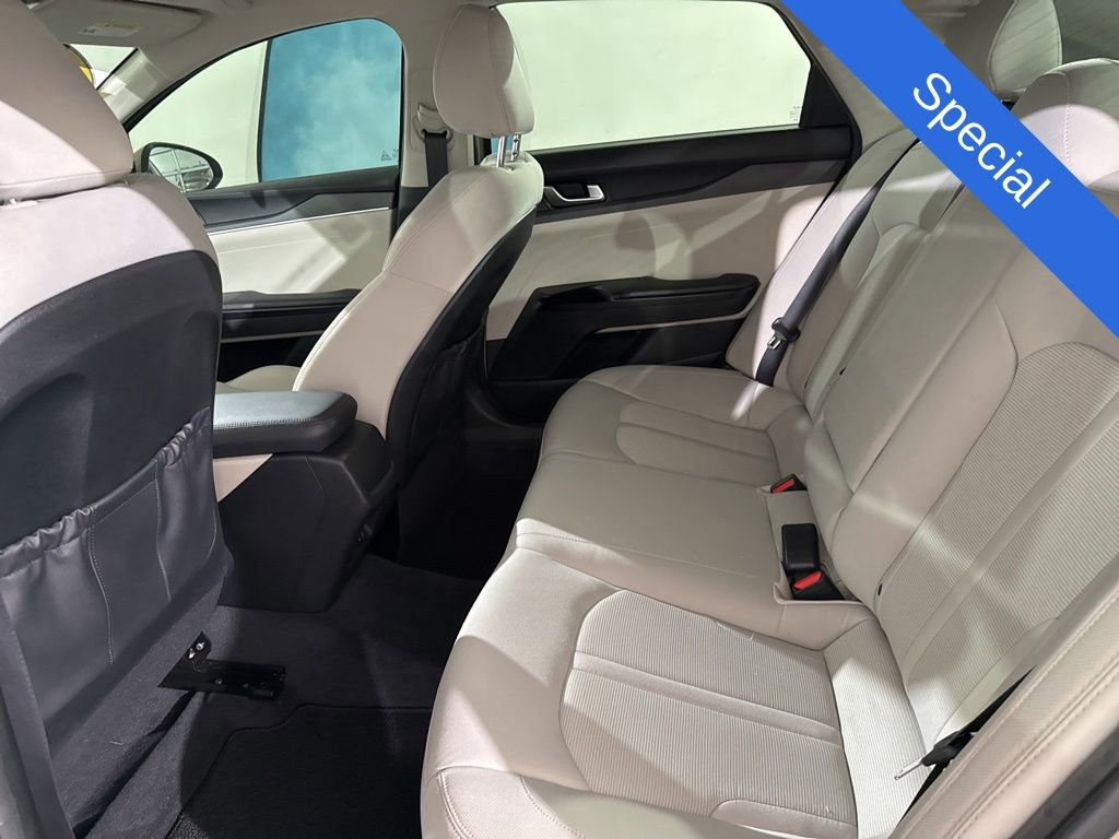 Used 2022 Kia K5 LXS FWD image 15
