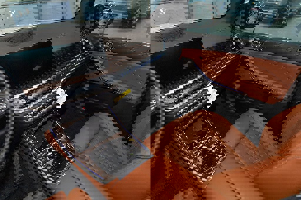 New 2026 BMW X5 xDrive50e image 34