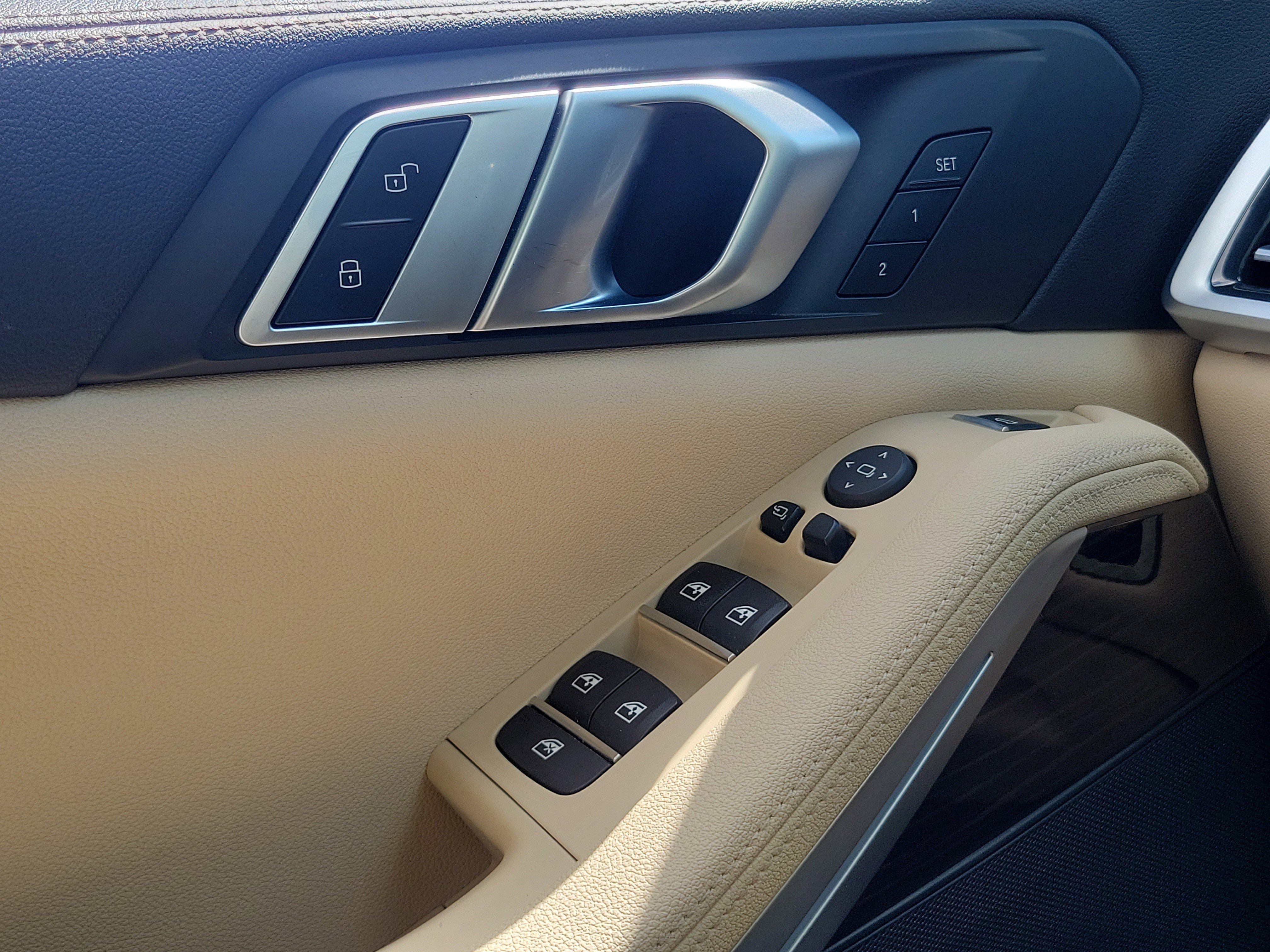 Used 2020 BMW X5 sDrive40i w/ Convenience Package image 27