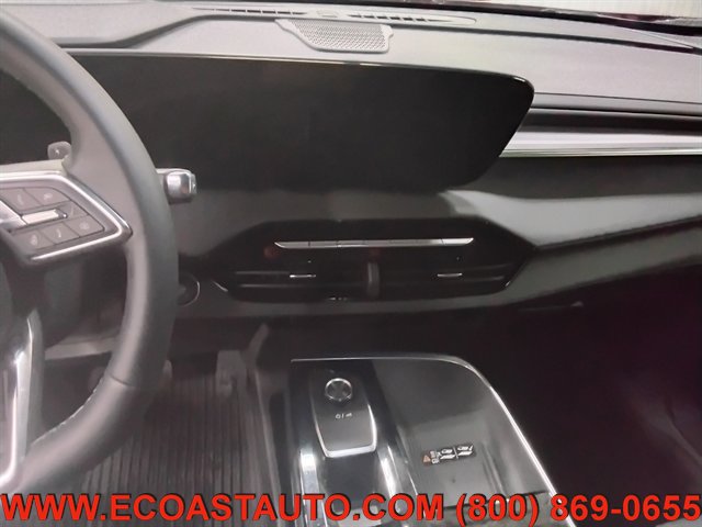 Used 2025 Buick Enclave Sport Touring w/ Power Package image 12