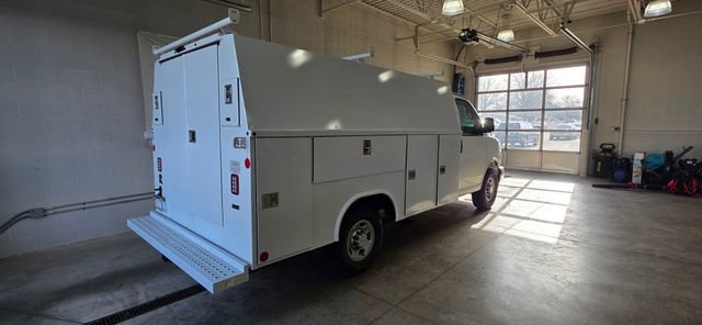 New 2026 Chevrolet Express 3500 w/ Power Convenience Package image 7