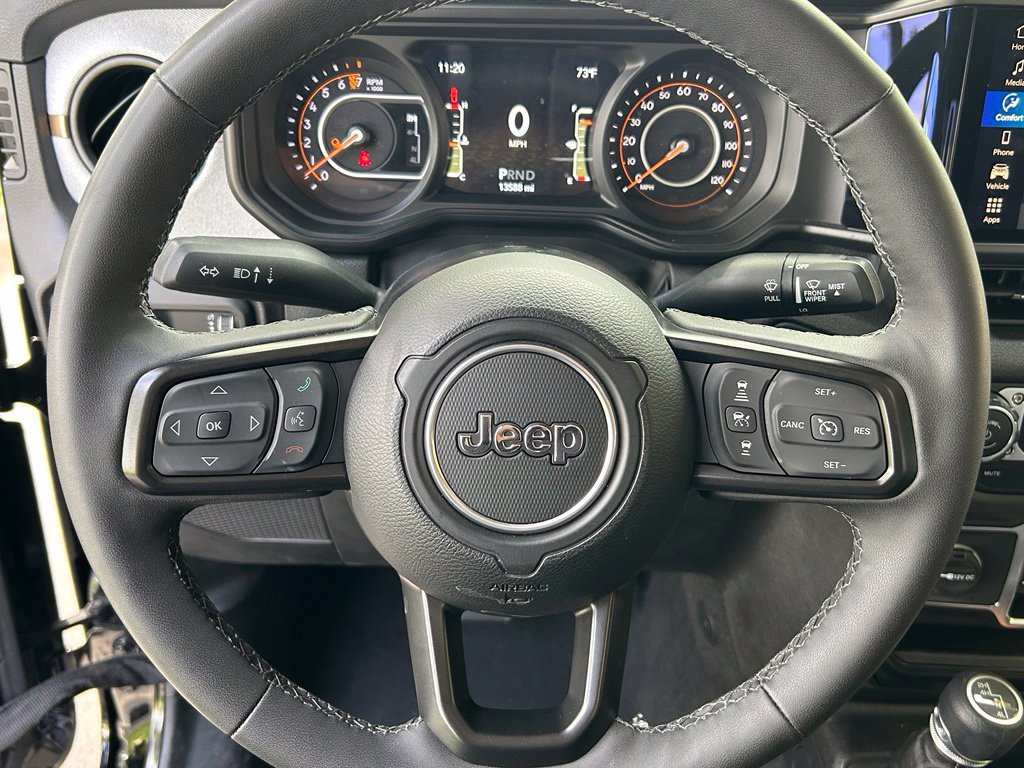 Certified 2025 Jeep Gladiator Sport AWD/4WD image 21
