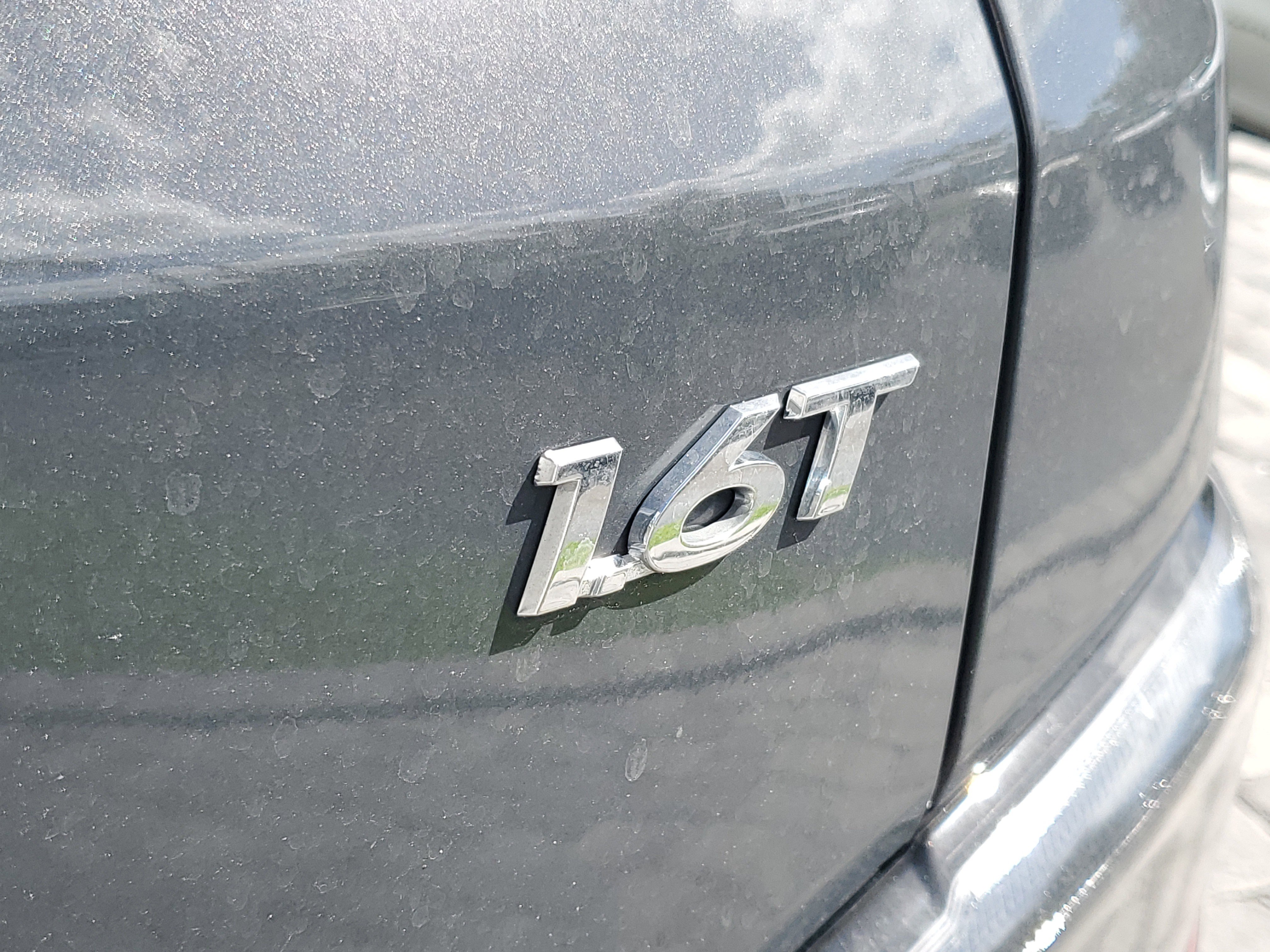 Used 2023 Hyundai Kona Limited image 9