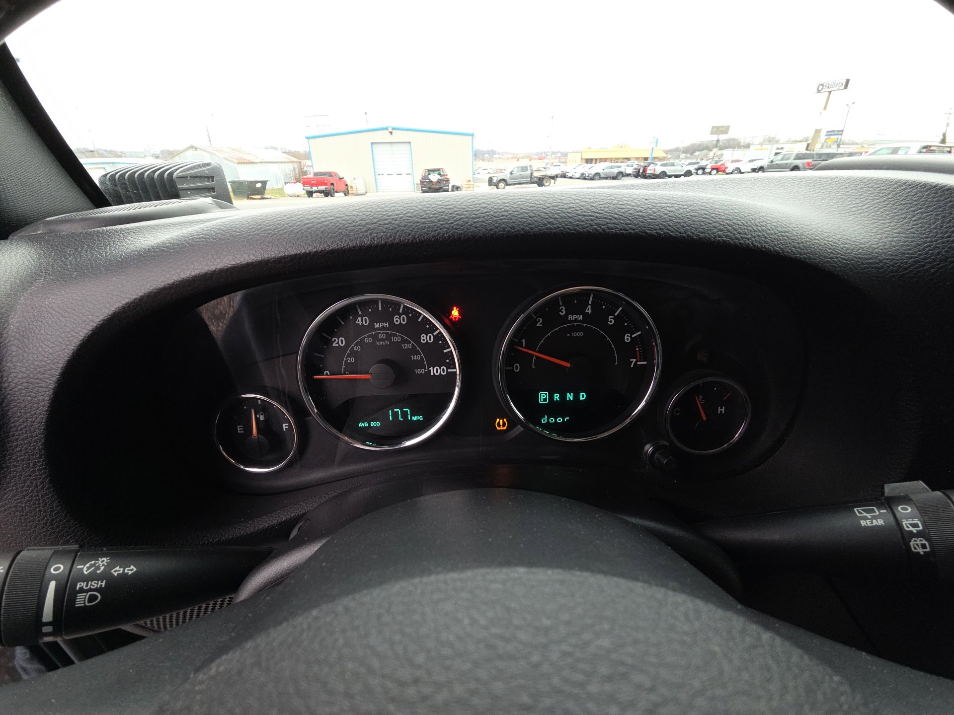 Used 2017 Jeep Wrangler Unlimited Rubicon w/ Max Tow Package image 10