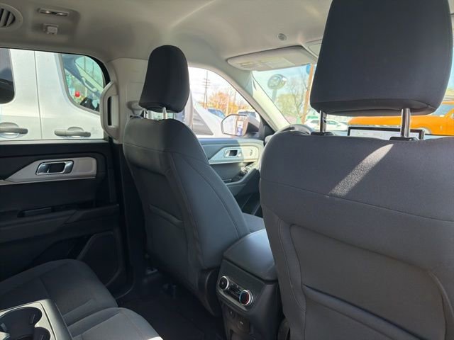 Used 2025 Ford Explorer Active image 14
