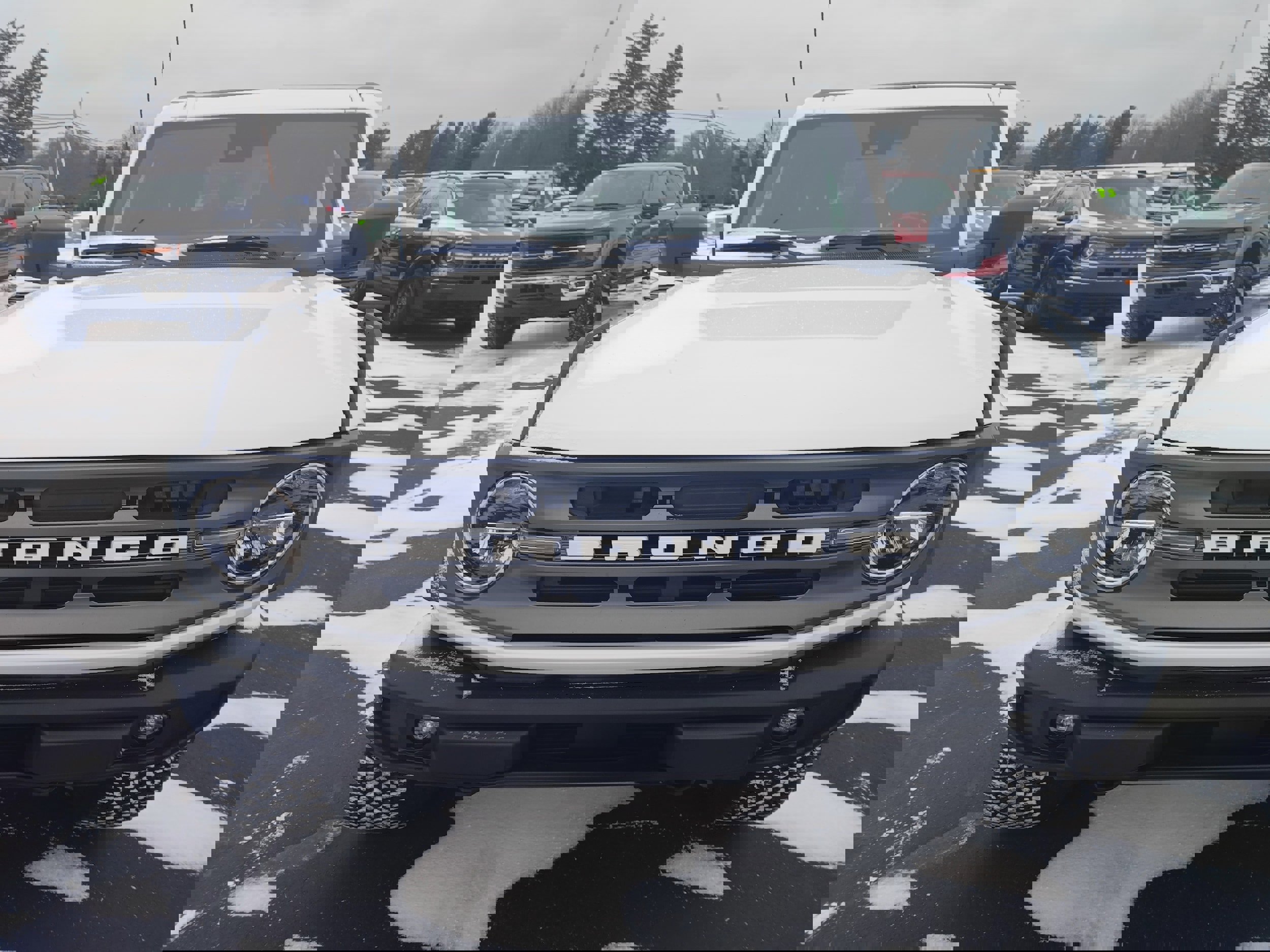 Used 2022 Ford Bronco Big Bend w/ Sasquatch Package image 3