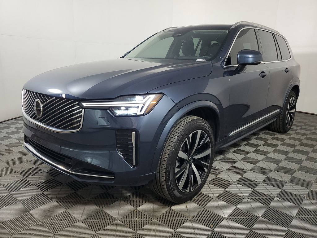 Certified 2025 Volvo XC90 B6 Core w/ Climate Package image 4