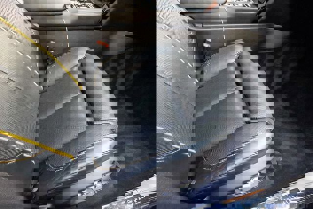 Used 2020 Rolls-Royce Cullinan Black Badge image 89