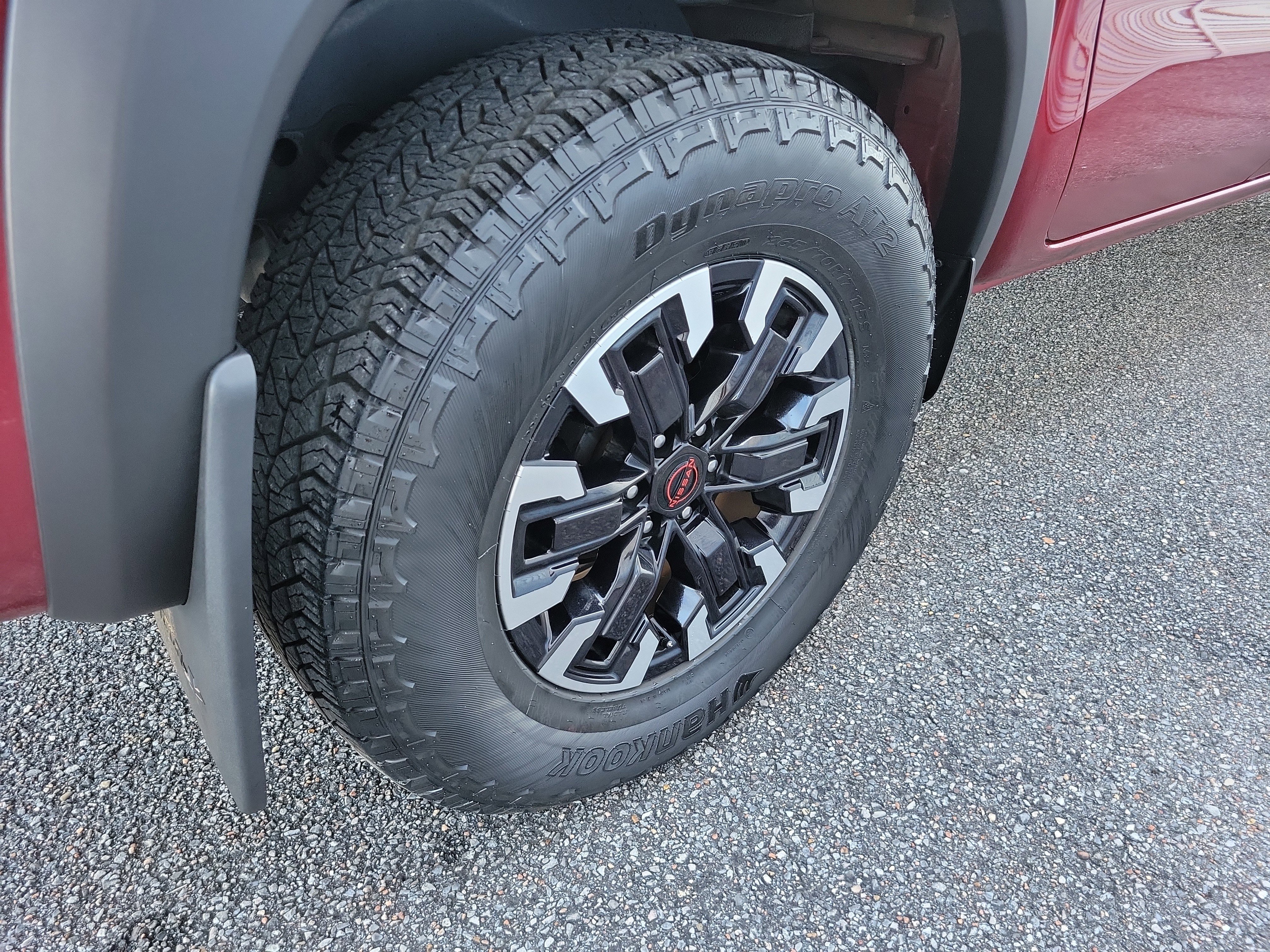 Used 2024 Nissan Frontier Pro-X w/ Technology Package image 26