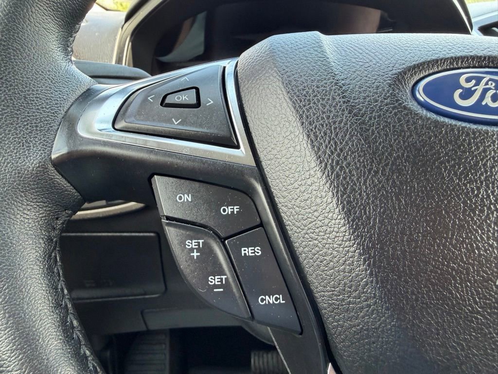 Certified 2022 Ford Edge SEL w/ Convenience Package AWD/4WD image 17