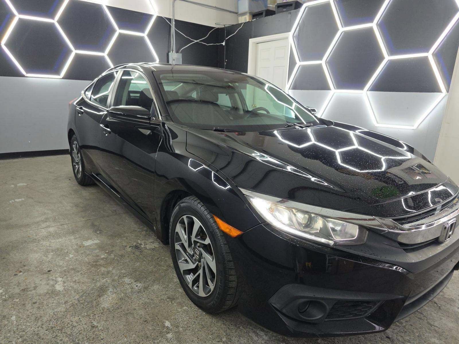 Used 2016 Honda Civic EX image 4