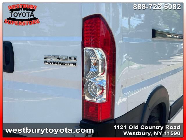 Used 2023 RAM ProMaster 2500 FWD image 12