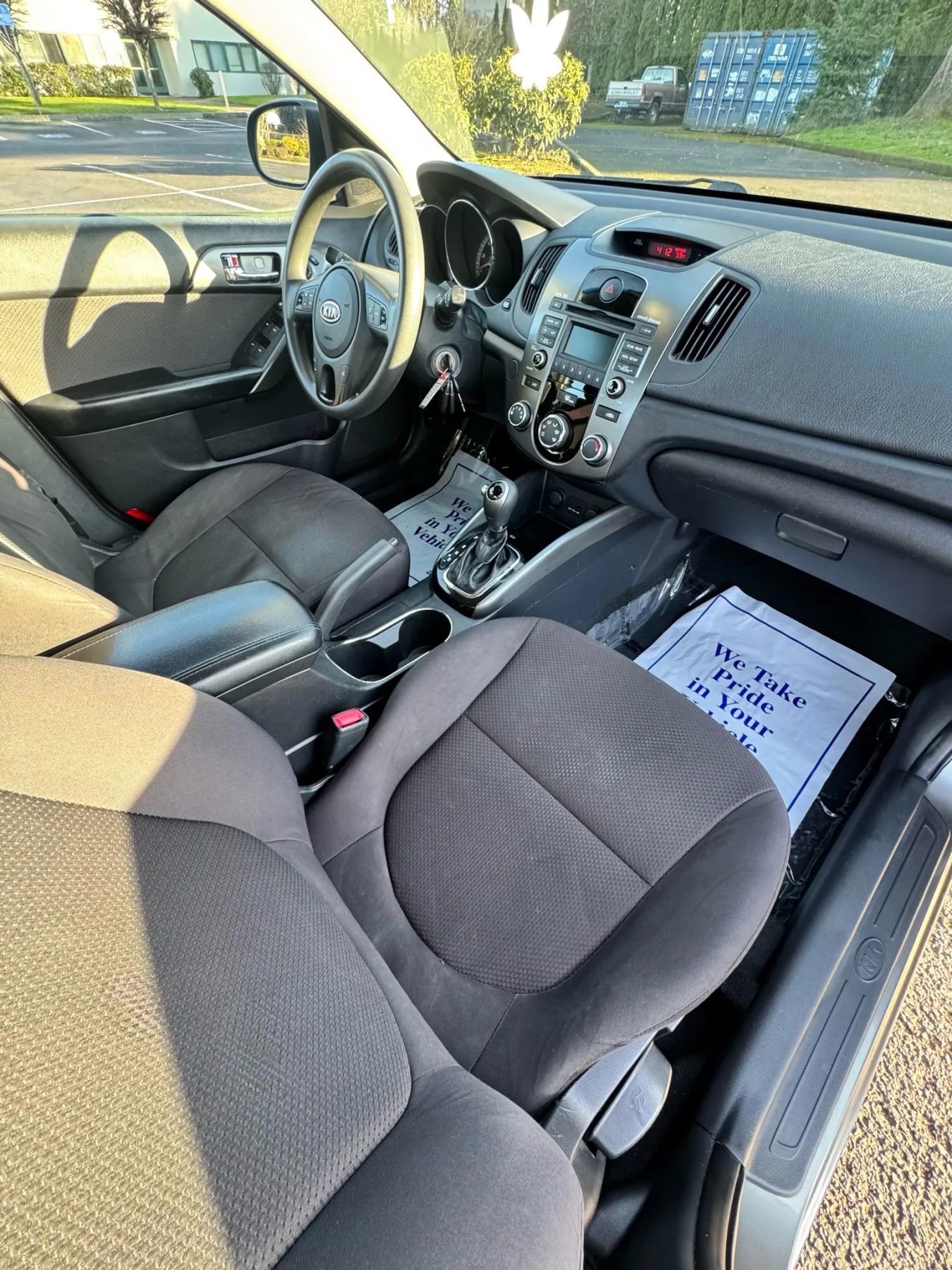 Used 2013 Kia Forte EX image 11