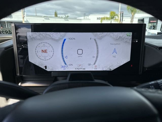 Certified 2025 GMC Hummer EV 2X AWD/4WD image 12