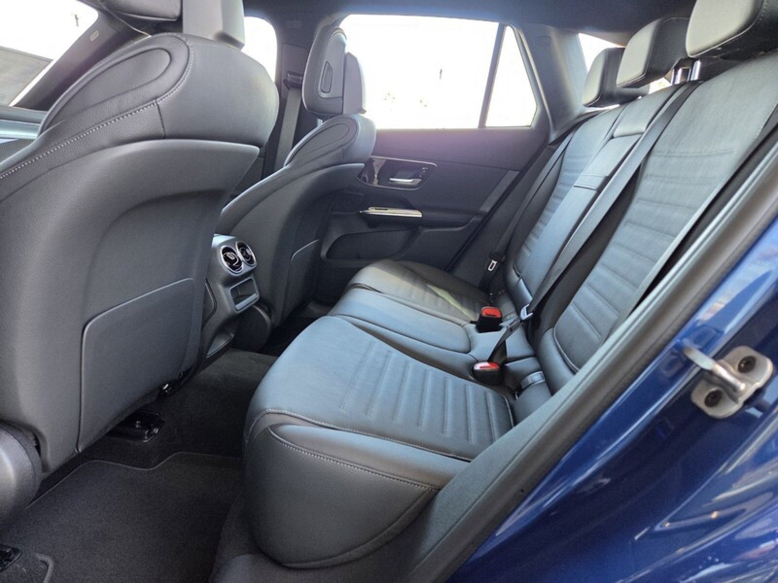 New 2026 Mercedes-Benz GLC 43 AMG 4MATIC image 13