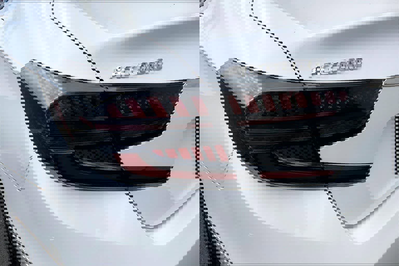 Used 2018 Honda Accord EX-L image 32