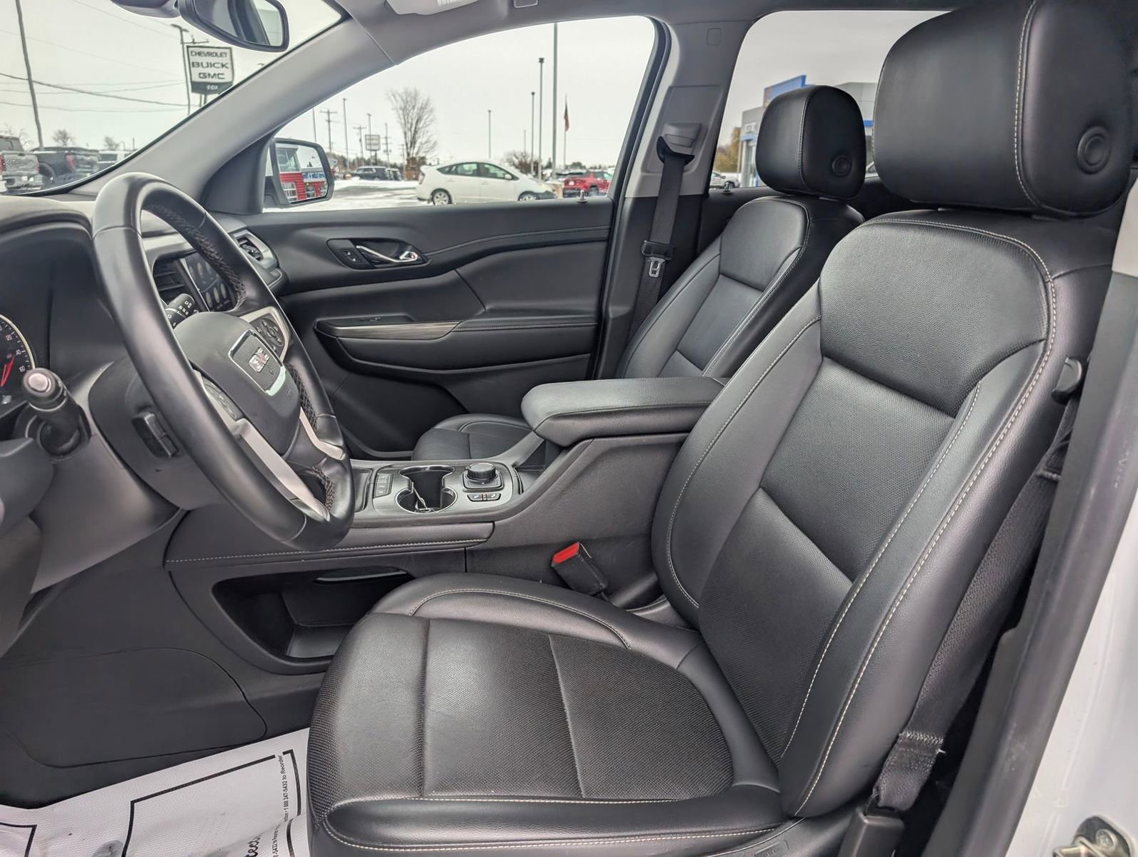 Used 2023 GMC Acadia SLT image 11