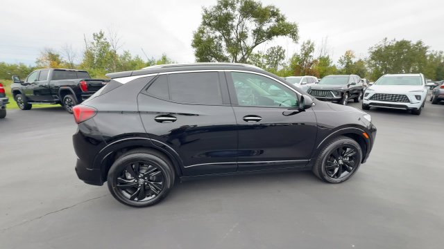 Certified 2024 Buick Encore GX Sport Touring AWD/4WD image 9