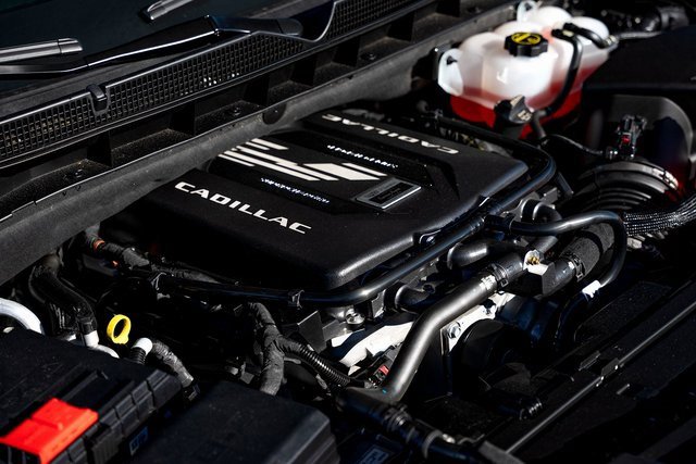 Used 2025 Cadillac Escalade V image 11