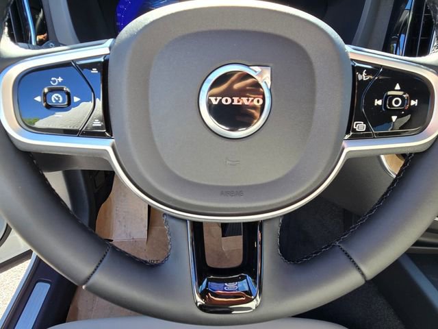 New 2026 Volvo XC60 B5 Plus w/ Protection Package Premier AWD/4WD image 27