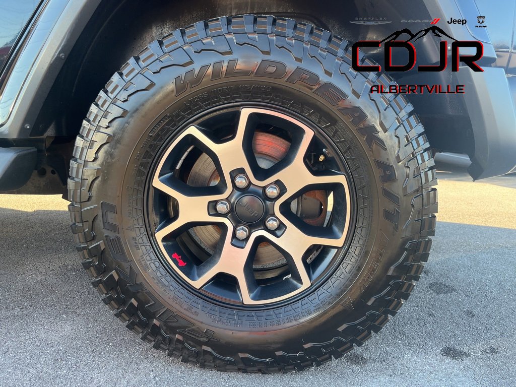 Used 2020 Jeep Wrangler Unlimited Sahara image 46