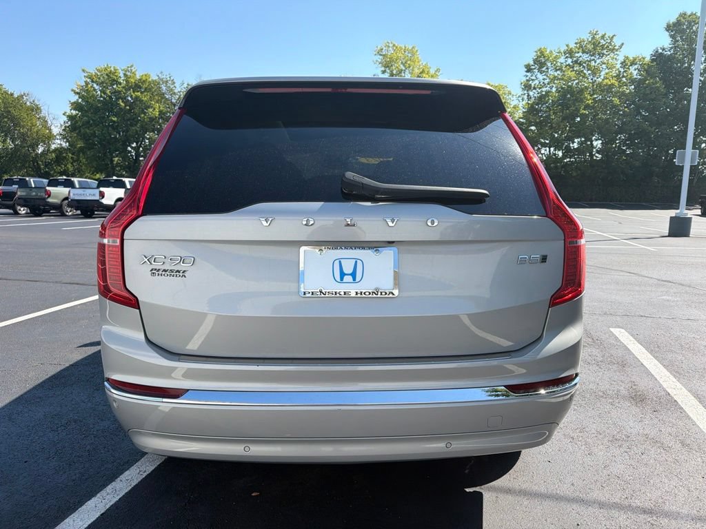 Used 2023 Volvo XC90 B5 Plus w/ Protection Package Premier AWD/4WD image 4