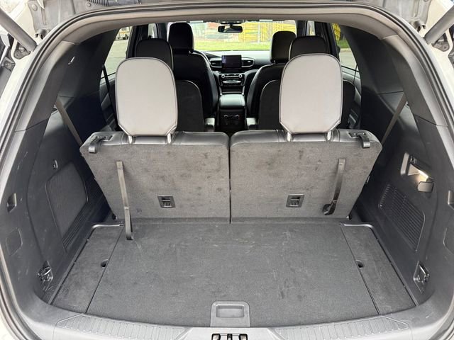 Used 2023 Ford Explorer ST-Line w/ Class IV Trailer Tow Package image 5