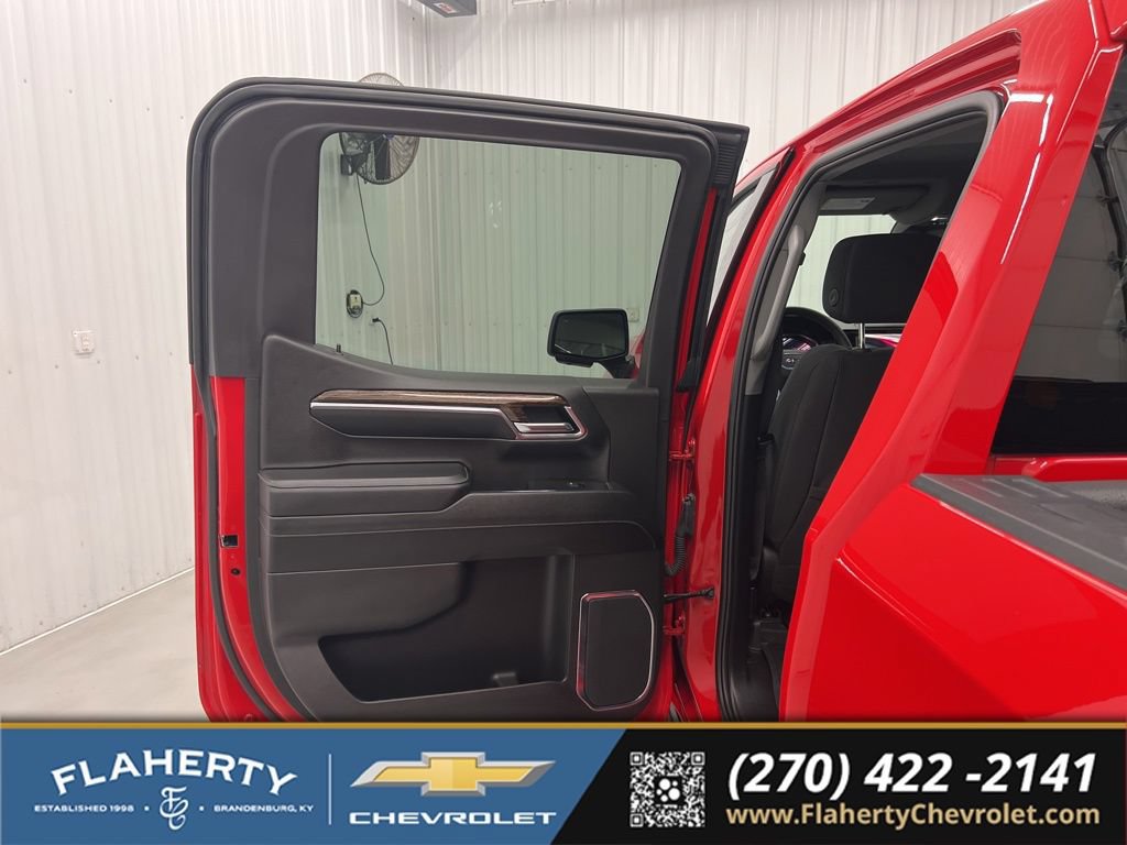 Used 2025 GMC Sierra 1500 Elevation w/ Preferred Package AWD/4WD image 10