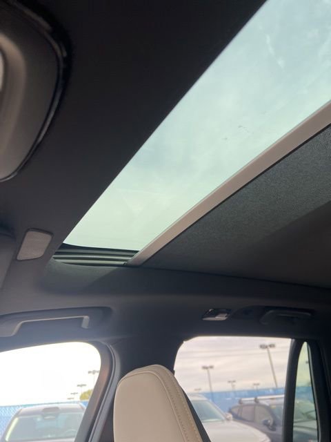 New 2026 Volvo XC90 T8 Plus w/ Protection Package Premier image 21