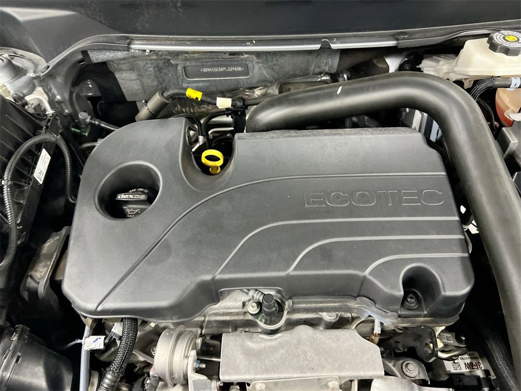 Used 2023 Chevrolet Equinox LS image 24