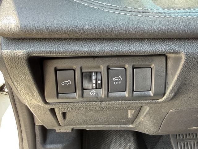 Used 2022 Subaru Outback Touring XT AWD/4WD image 23
