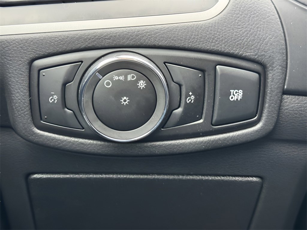 Used 2023 Ford Edge SEL image 35