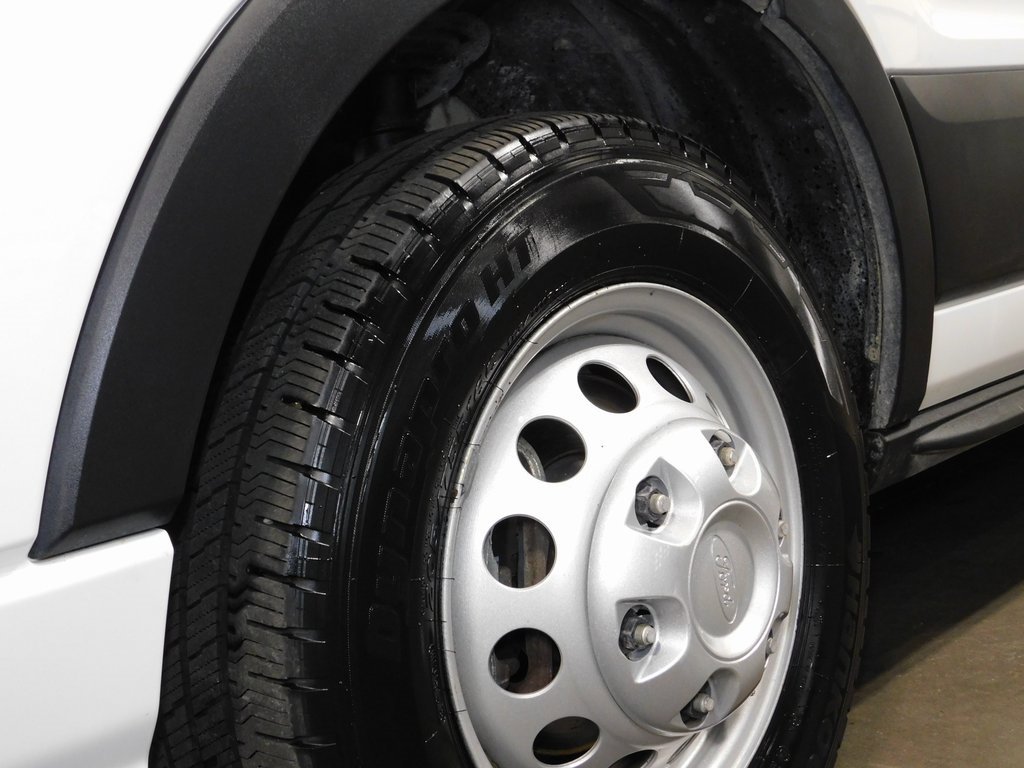 Used 2023 Ford Transit 350 XLT image 24