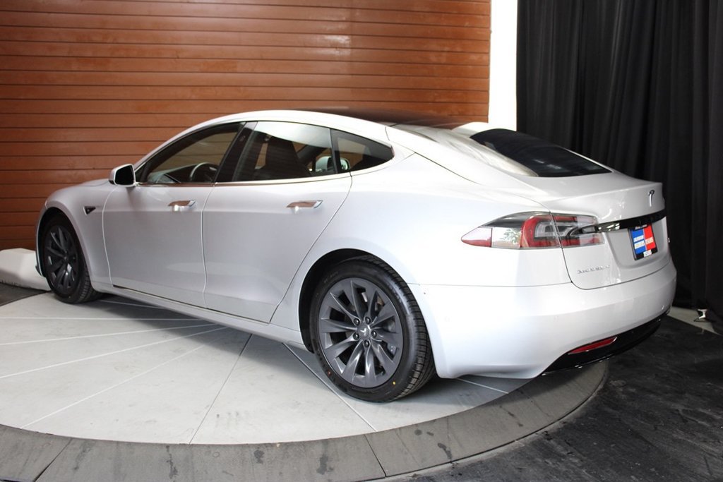 Used 2018 Tesla Model S AWD image 9