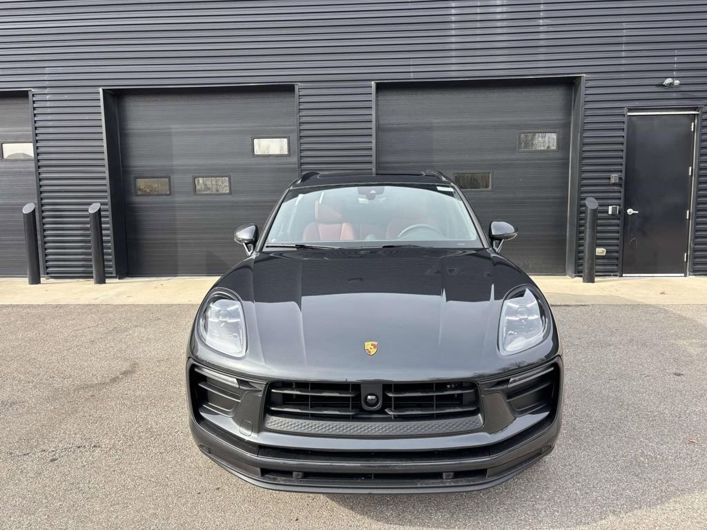 New 2026 Porsche Macan image 13