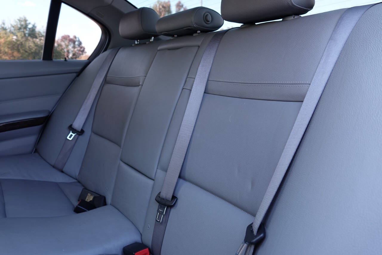 Used 2011 BMW 335d Sedan RWD image 55
